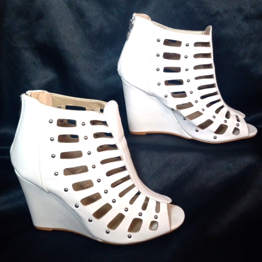 Ashley Stuart Booties